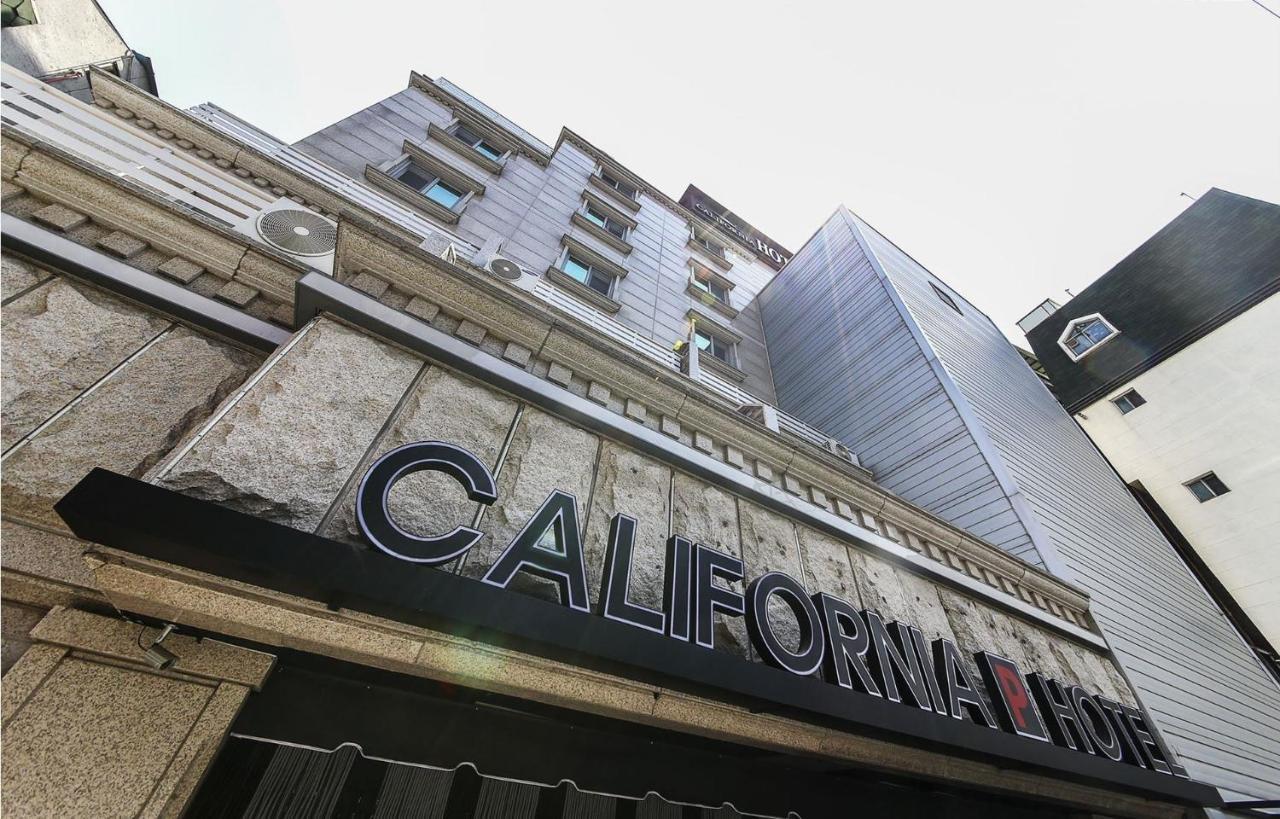 California Hotel Kuri Kültér fotó