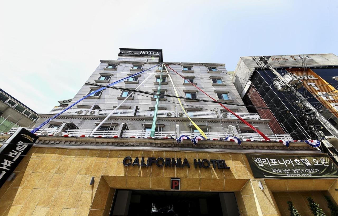 California Hotel Kuri Kültér fotó